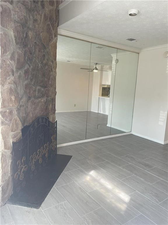 Building Photo - 398 Prince of Wales