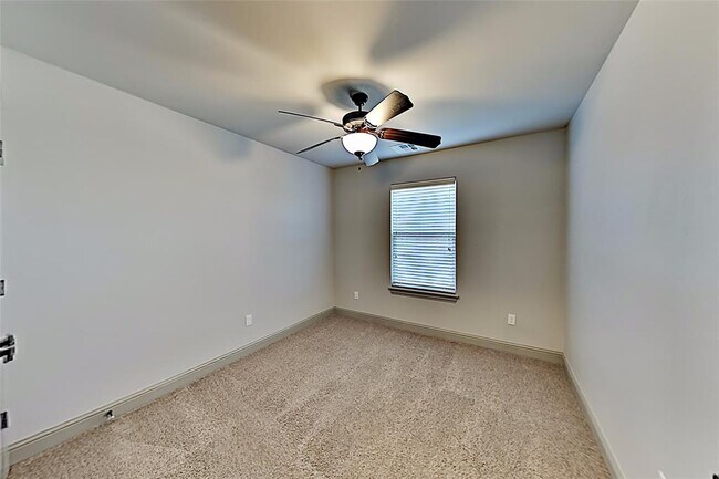 Building Photo - 4809 Arbuckle Dr
