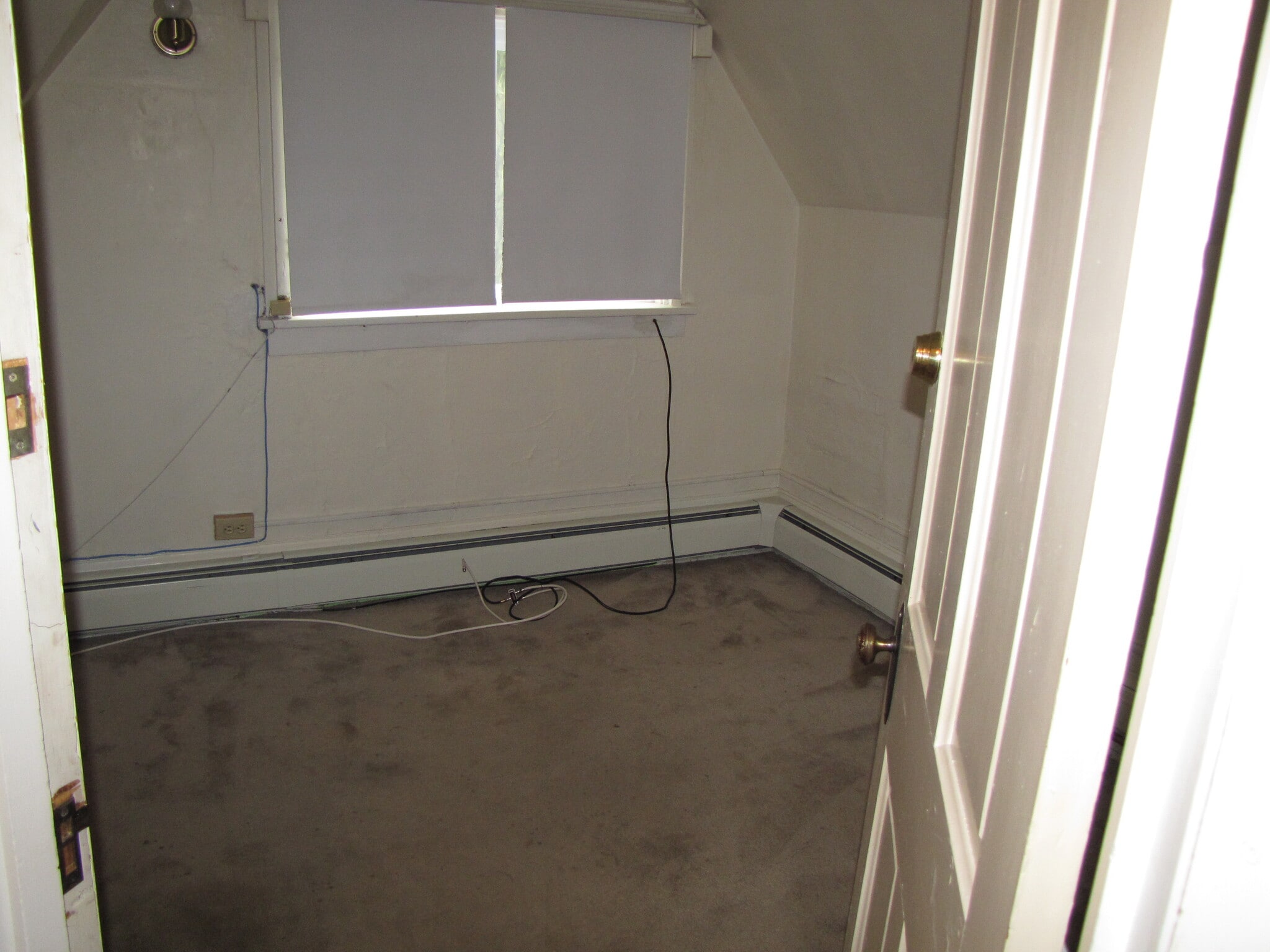 3d corner - 311 S Burrowes St