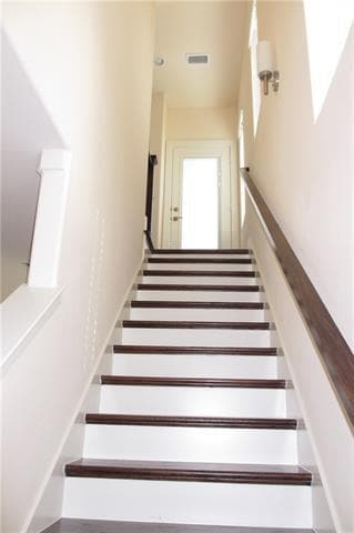 Building Photo - 4223 Wycliff Ave