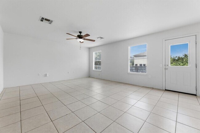 Building Photo - 7409 Elk Pass Dr