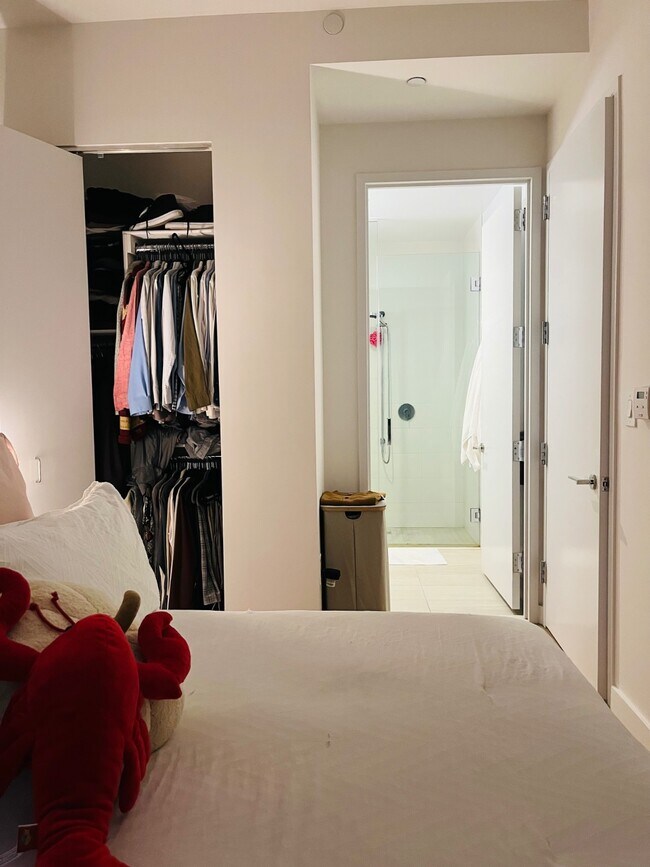 Building Photo - 180 Water St