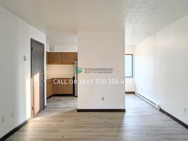 Building Photo - 235 Engadine Ct