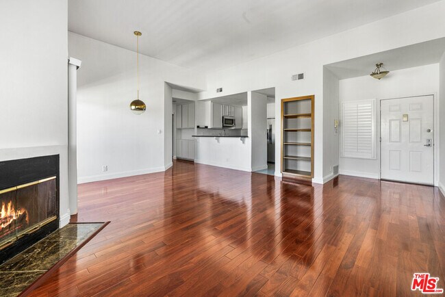 Building Photo - 12621 Washington Pl