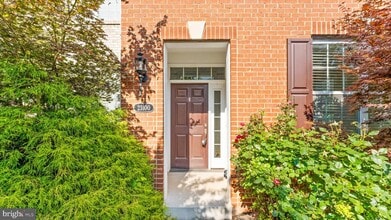 Building Photo - 23100 Dunlop Heights Terrace