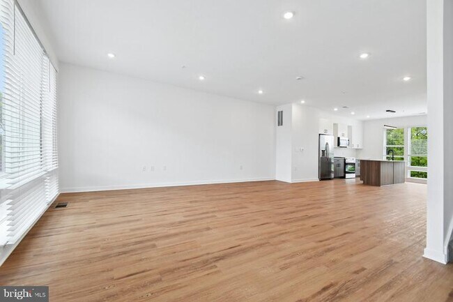 Building Photo - 2842 AZIMUTH Ln