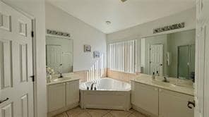 Building Photo - 2710 Club Cortile Cir