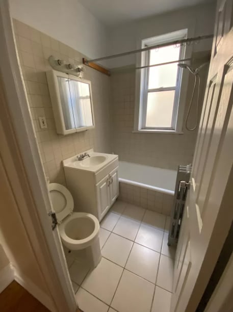 Building Photo - 4929 N Whipple St