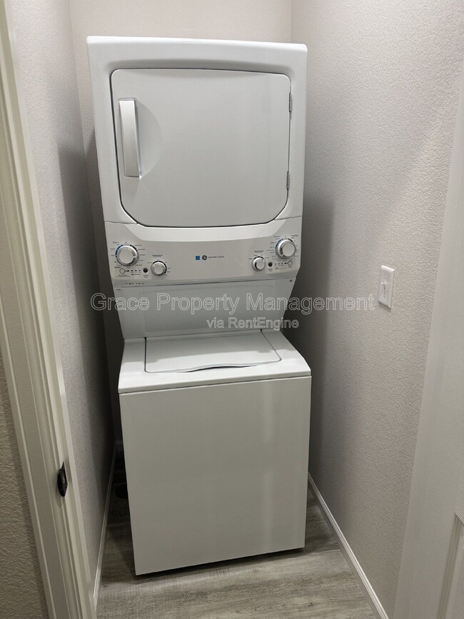 Building Photo - 4125 Fultondale St