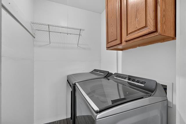 Building Photo - 2539 Highwood Dr