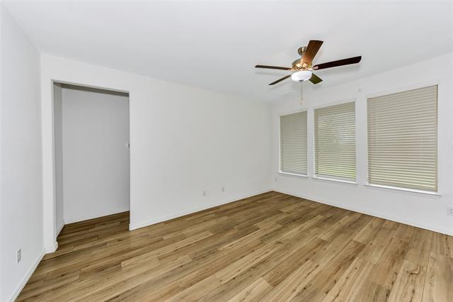 Building Photo - 2600 Starwater Dr
