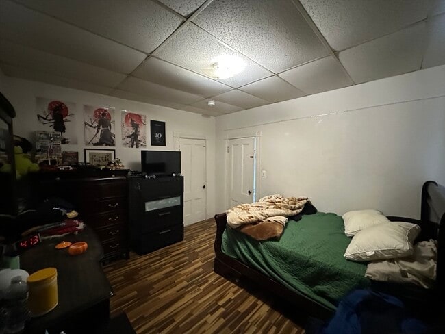 Building Photo - 41 Louis St