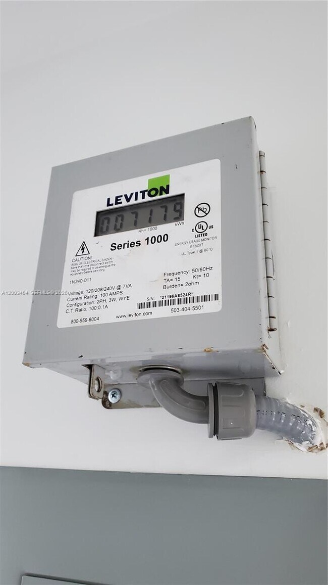 Building Photo - 40 SW 34th Ave