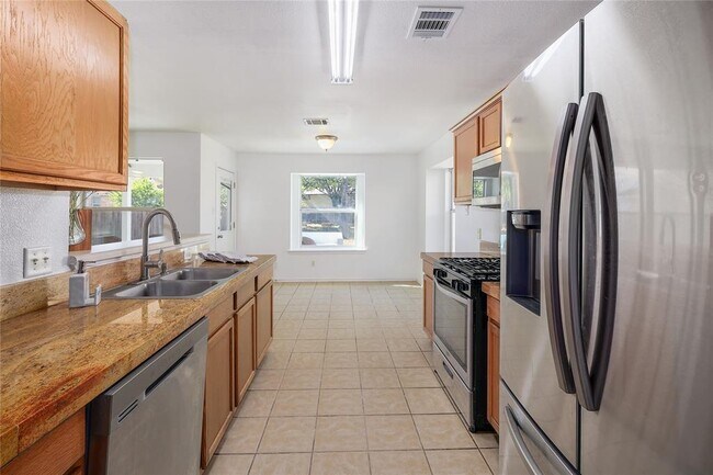 Building Photo - 11414 Eddie Egan Ln