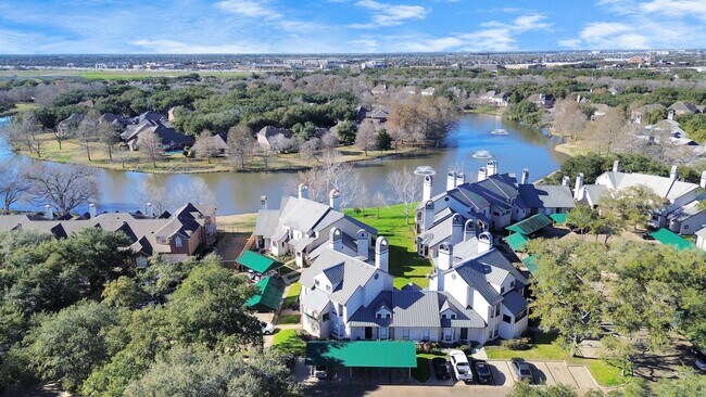 Building Photo - 4144 Greystone Way