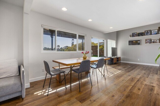 Building Photo - Enjoy the view from this 4 bedroom home with solar and overlooking the lagoon in quiet neighborhood