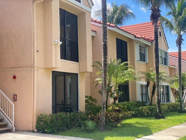 Building Photo - 10581 SW 155th Ct