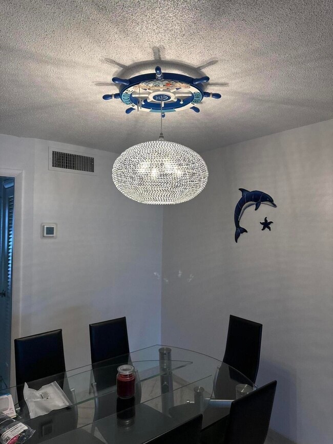 Building Photo - 117 Lehane Terrace