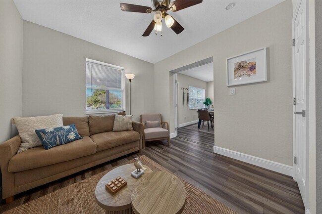 Building Photo - 540 NE 59th Ct