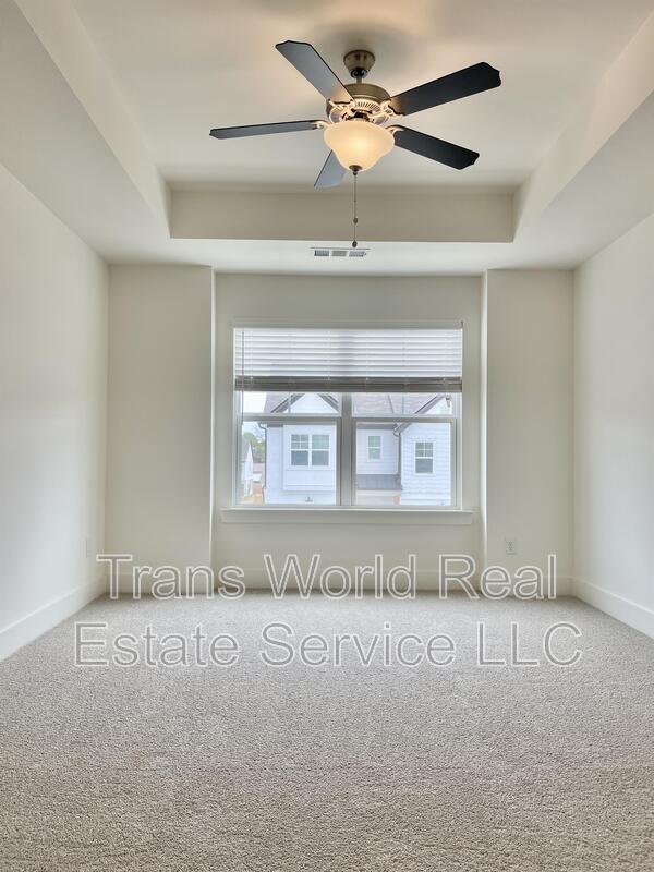 Building Photo - 123 Auburn Run Ln