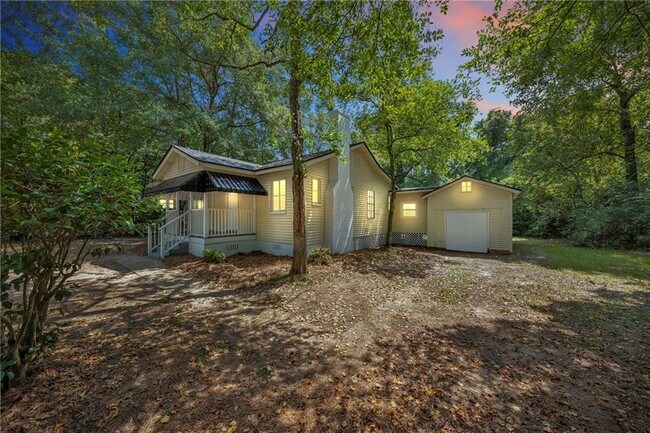 Building Photo - 4805 Chaudron Dr