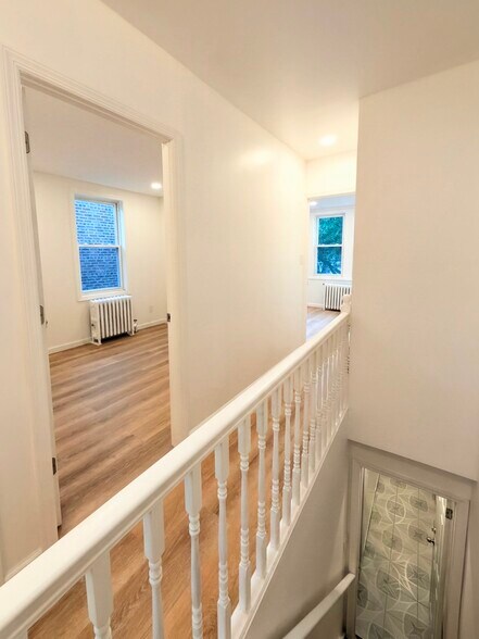 Building Photo - 13323 114th St