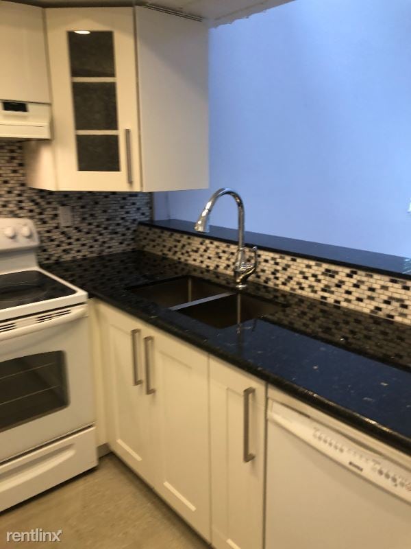Building Photo - 2 br, 2 bath Condo - 2511 Fulton Square Lane.