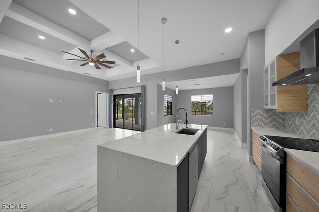 Building Photo - 1201 SW 8th Pl