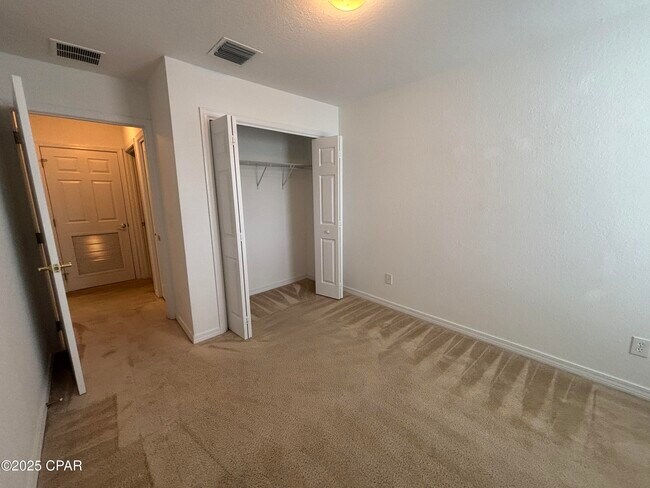 Building Photo - 3022 Meadow St