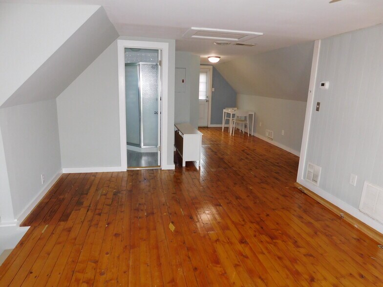 Building Photo - 23 Harrison Ave