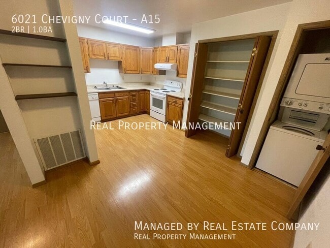 Building Photo - 6021 Chevigny St