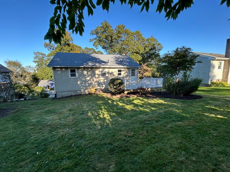 Building Photo - 21 Spindrift Dr
