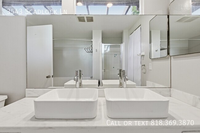 Building Photo - 3543 Scadlock Ln