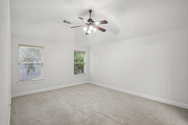 Building Photo - 90 Panterra Way