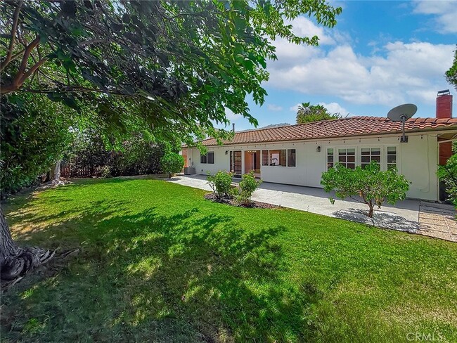 Building Photo - 31735 Bainbrook Ct