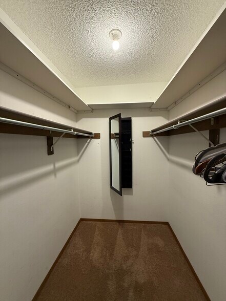 Walk-In Master Closet - 7474 E Arkansas Ave