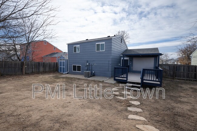 Building Photo - 1670 N Halifax Wy