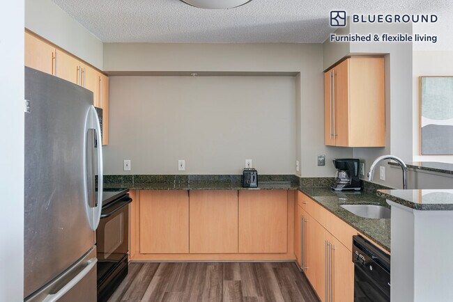 Building Photo - 4835 Cordell Ave