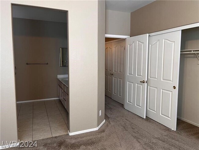 Building Photo - 1735 Buttermilk Dr