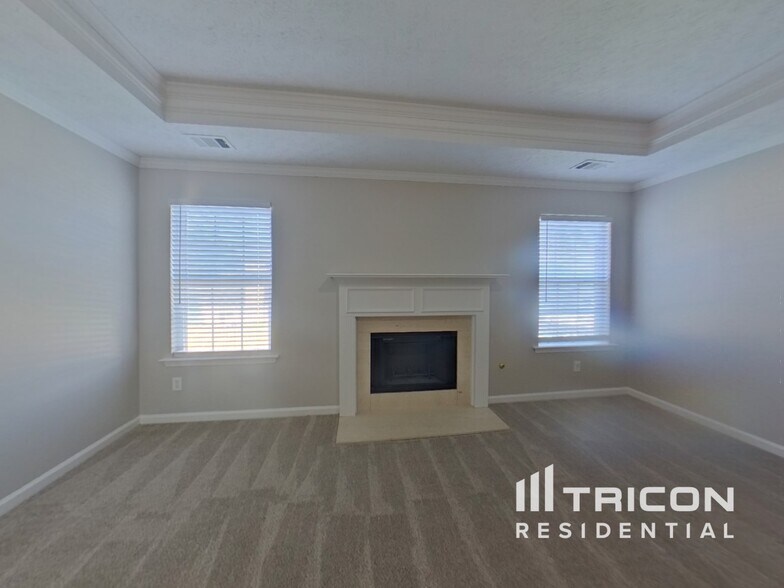 Building Photo - 157 Vinings Dr