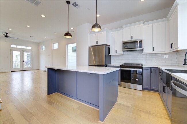 Building Photo - 10926 Fire Creek Dr