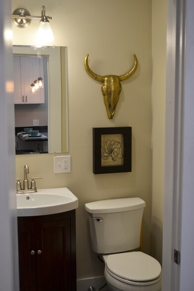 *Pictures are representative samples of the advertised unit. In some cases, the actual units you tou - 16 Moon St