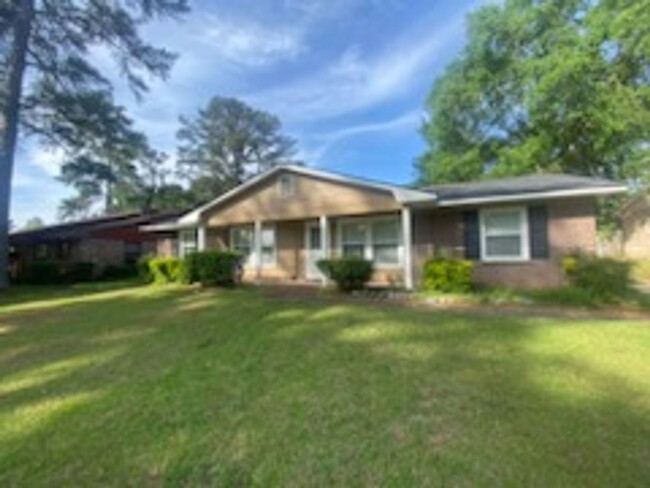 Primary Photo - 1315 Trenton Ct