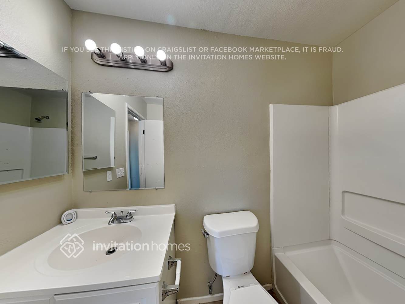 Building Photo - 14566 Southwood Dr