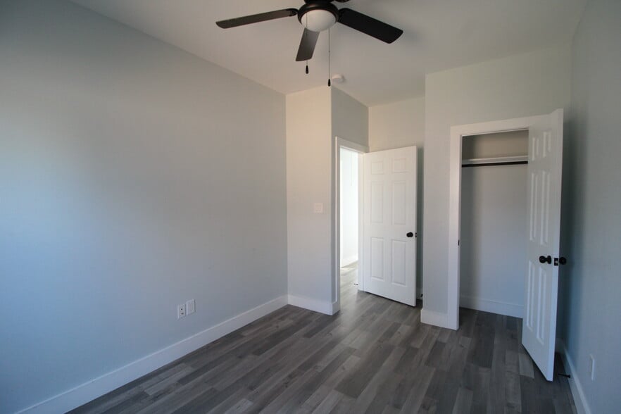 Building Photo - 7502 Sandle St