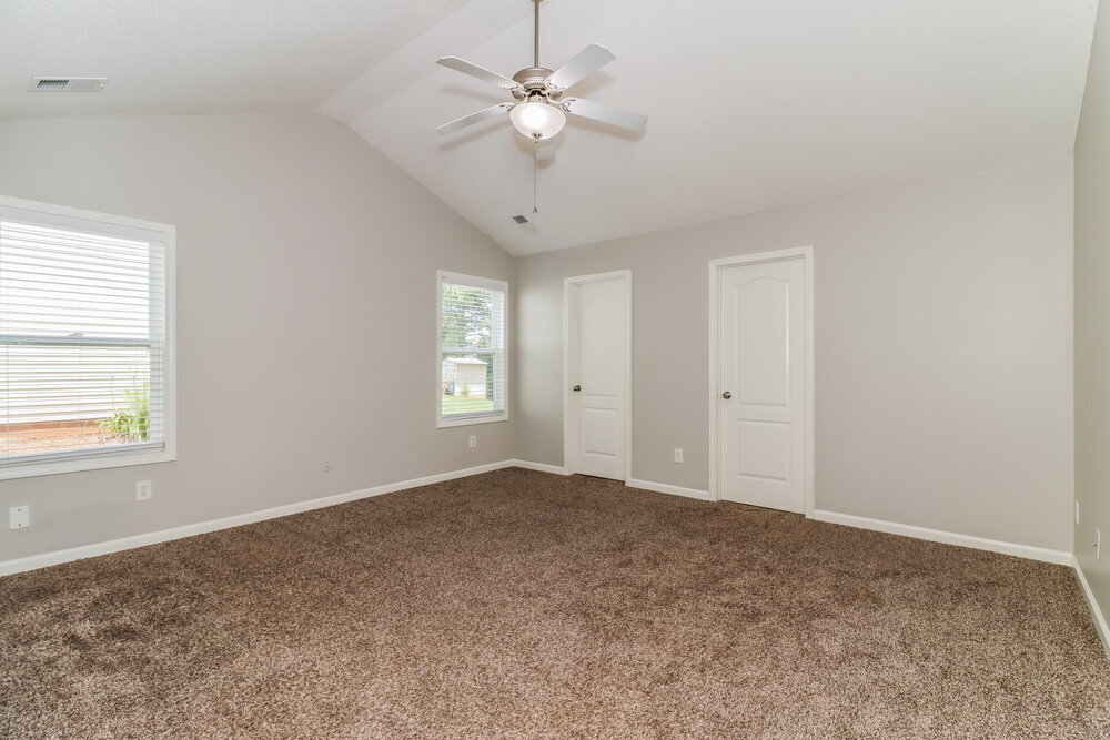 Building Photo - 218 Comet Ct