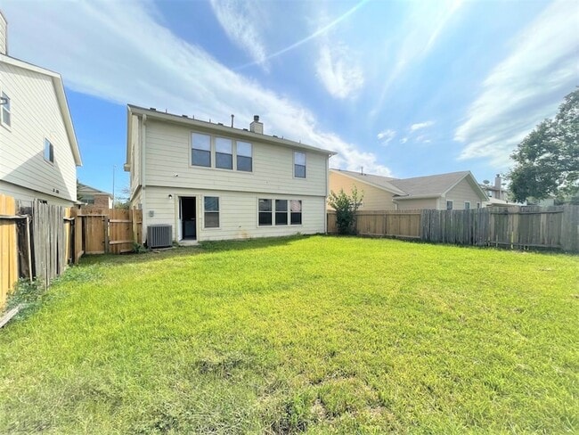 Building Photo - 15406 Bay Lodge Ln