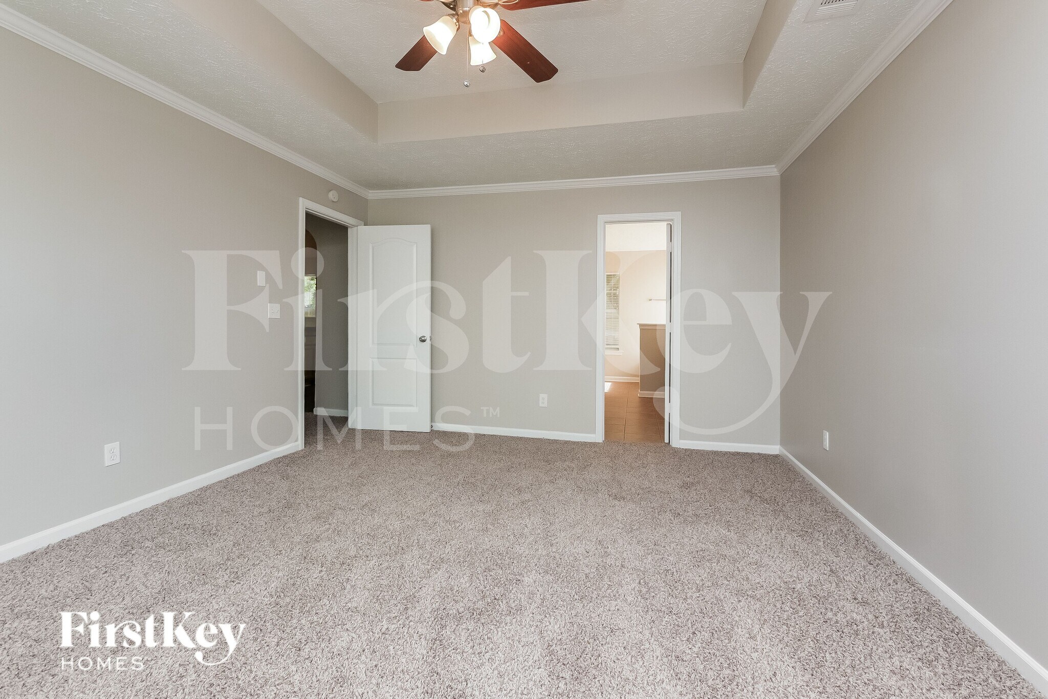 Building Photo - 10668 Daisy Cove