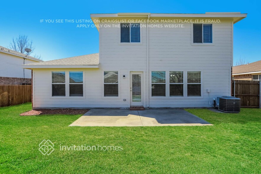 Building Photo - 212 Cedar Crest Dr