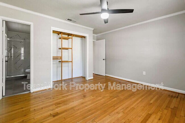 Building Photo - 1641 Falmouth St